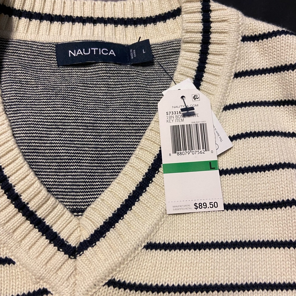 Nautica Mens Sweater, cream, Large, never worn